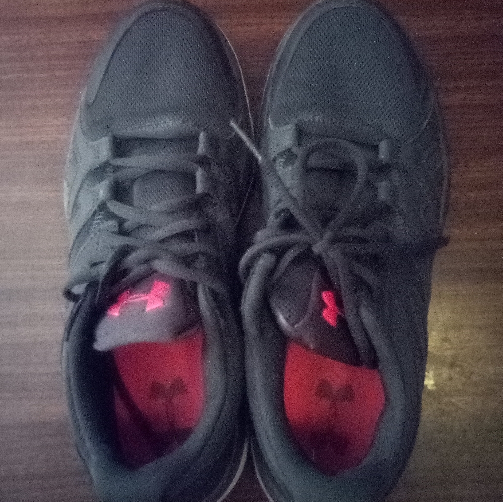 Under Armour Micro G Strive